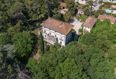 House with pool 2