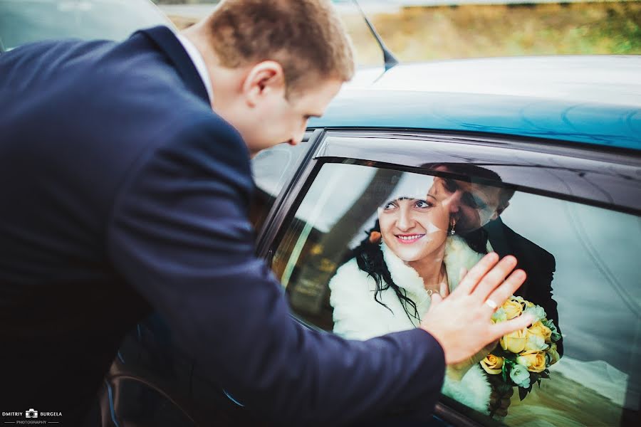 Fotógrafo de casamento Dmitriy Burgela (djohn3v). Foto de 23 de dezembro 2016