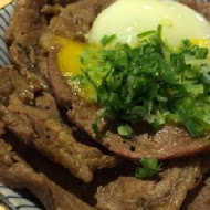 滿燒肉丼食堂