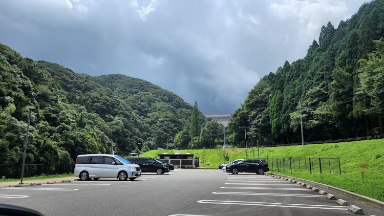 スイフトスポーツの五ケ山ダム・走れねぇ～🤣・崖崩れのため片側通行・お一人様ドライブ・一人でも楽しんできました😁に関するカスタム事例の投稿画像8枚目