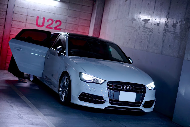 S3 セダンのAudi・トミカ博・若戸大橋・北九州に関するカスタム事例の投稿画像13枚目