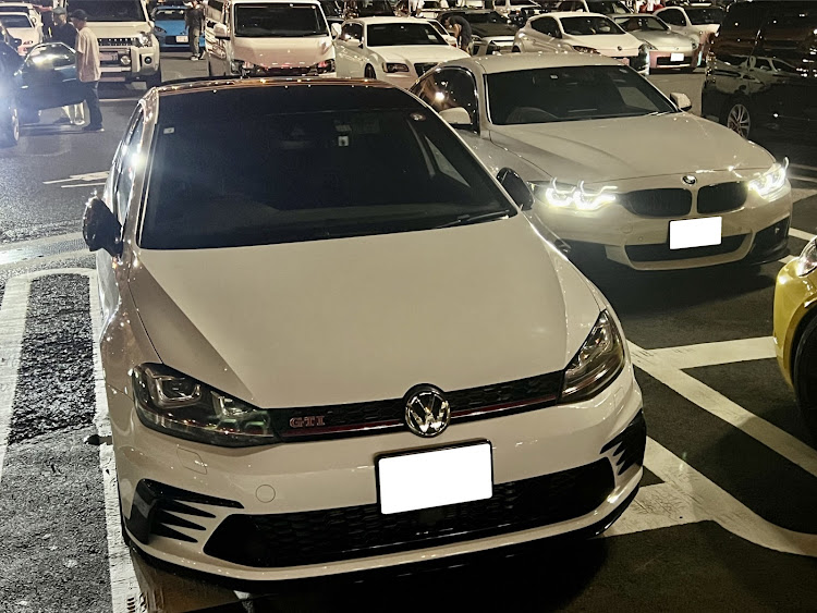 4シリーズ グランクーペの大黒PA・友人とコラボ・VW・GTI・お盆休みに関するカスタム事例の投稿画像1枚目