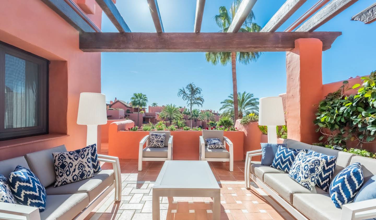 Appartement avec terrasse et piscine Estepona