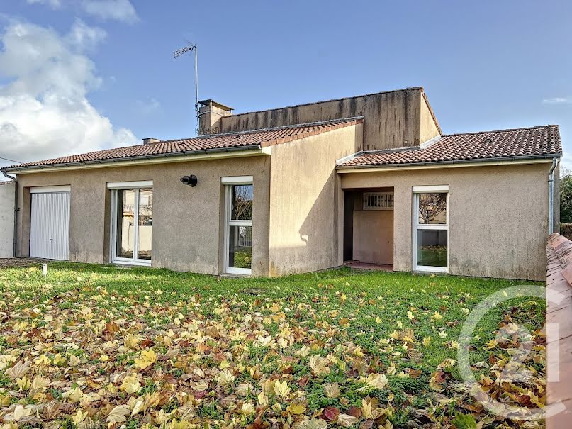 Vente maison 5 pièces 98 m² à Châteaubernard (16100), 232 000 €