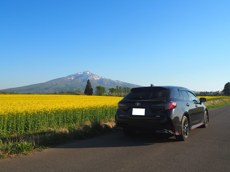 カローラツーリングのカローラツーリング・菜の花と愛車・鰺ヶ沢町・岩木山・青森県ユーザーに関するカスタム事例の投稿画像1枚目