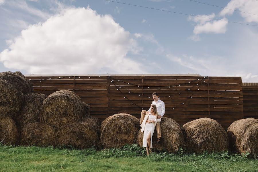 Wedding photographer Nastya Dubrovina (nastyadubrovina). Photo of 5 September 2020