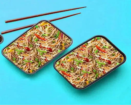 Veg Hakka Noodles