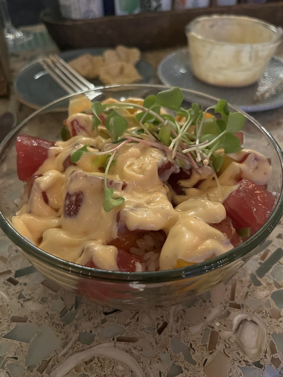 Tropical poke bowl with tuna