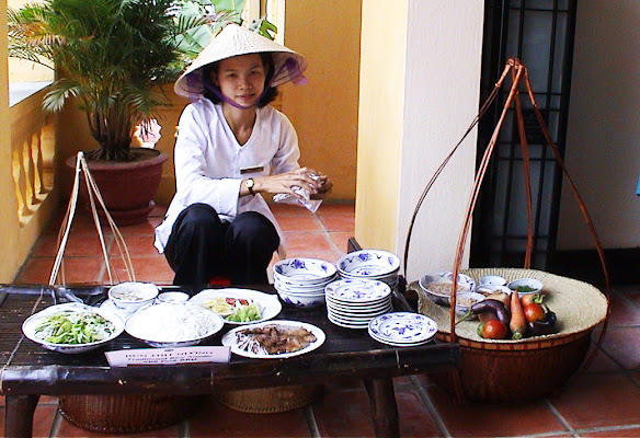 Per le strade di Hanoi-  di LOMELLINO37