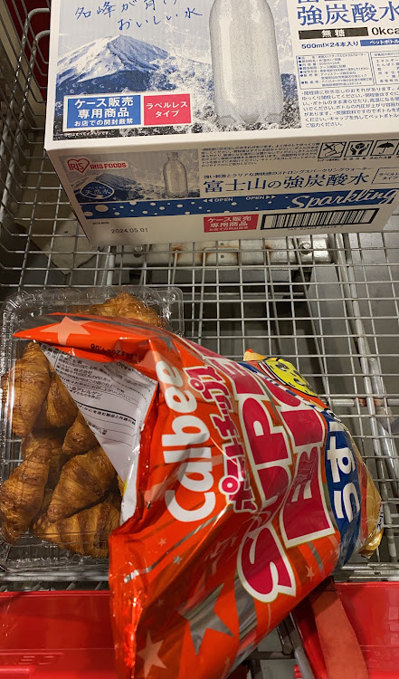 プレオのコストコへ買い物・コストココラボ・アンダーLED・グリーンが良き✨・今年も宜しくお願い致します🙇‍♂️に関するカスタム事例の投稿画像1枚目