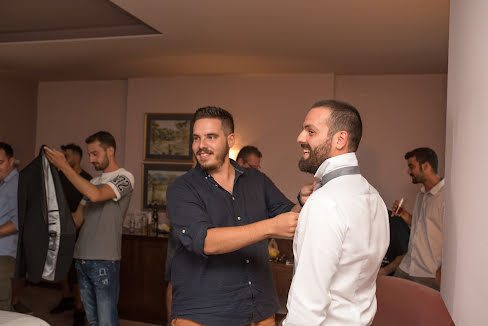 Fotógrafo de casamento Dionisios Bertsos (studiobertsos). Foto de 7 de fevereiro 2020