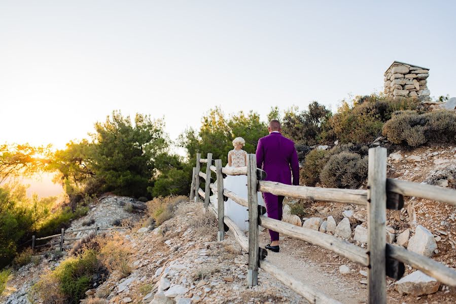 Wedding photographer Paul Budusan (paulbudusan). Photo of 20 September 2019