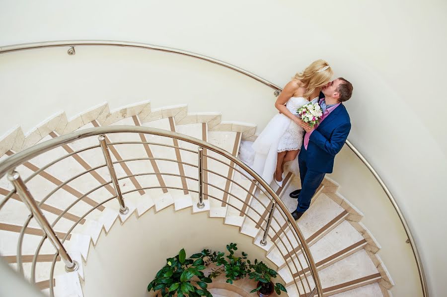 Wedding photographer Maksim Kolomychenko (maxcol). Photo of 4 December 2013