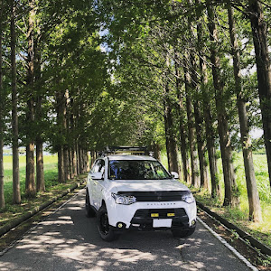 アウトランダーPHEV GG2W