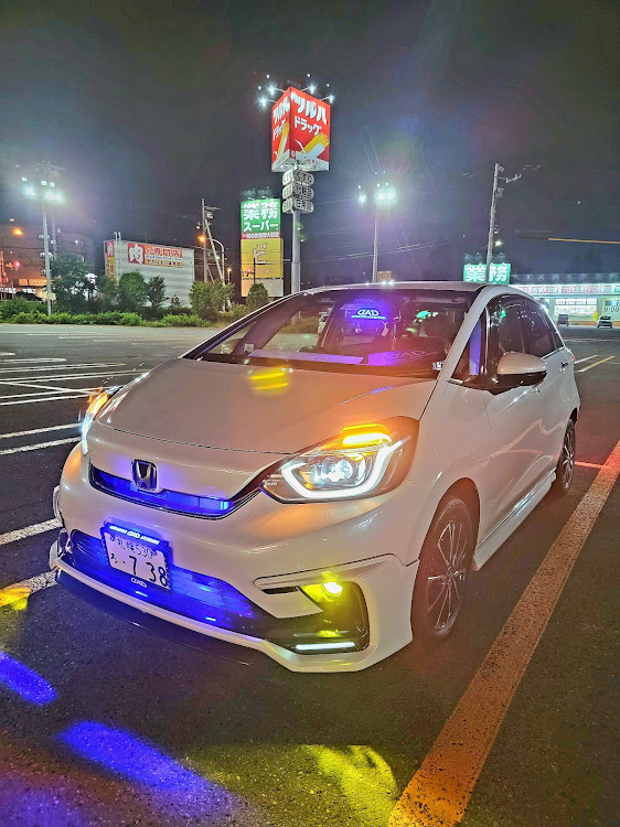 フィットのGRフィット・無限フィット・スーパーオートバックスSAPPORO・D.A.Dギャルソン・LEDスタイリッシュナンバープレートステーに関するカスタム事例の投稿画像3枚目