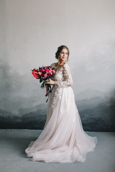 Jurufoto perkahwinan Anna Perevozkina (annaperevozkina). Foto pada 18 Julai 2018