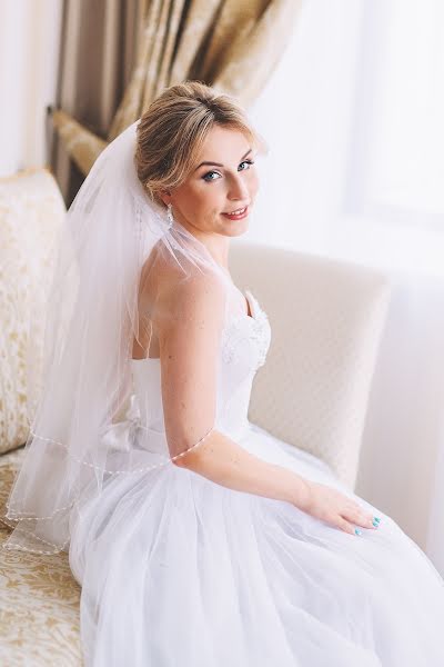 Wedding photographer Mikhail Pivovarov (stray). Photo of 20 January 2019