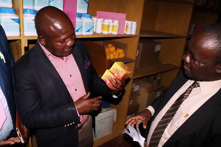 Kakamega Governor Fernandes Barasa inspects some of the drugs delivered at Matungu Level Four hospital on January 27