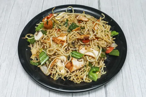 Chicken Hakka Noodles