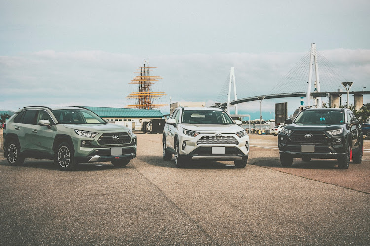 RAV4のRAV4・RAV4オフ会・RAV4乗りさんと繋がりたいに関するカスタム事例の投稿画像1枚目