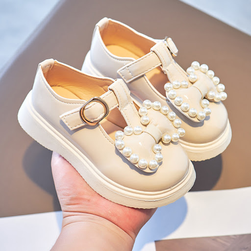 Title 9, Girl Princess Bow Pearl Small Leather Shoes. El...