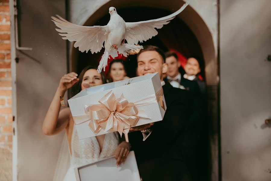 Fotografo di matrimoni Kamil Przybył (kamilprzybyl). Foto del 19 luglio 2021