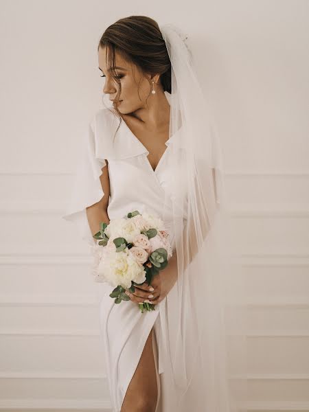 Wedding photographer Ekaterina Nikolaeva (katyawarped). Photo of 24 March 2021