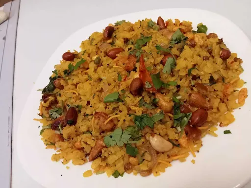 Poha With Roasted Peanut