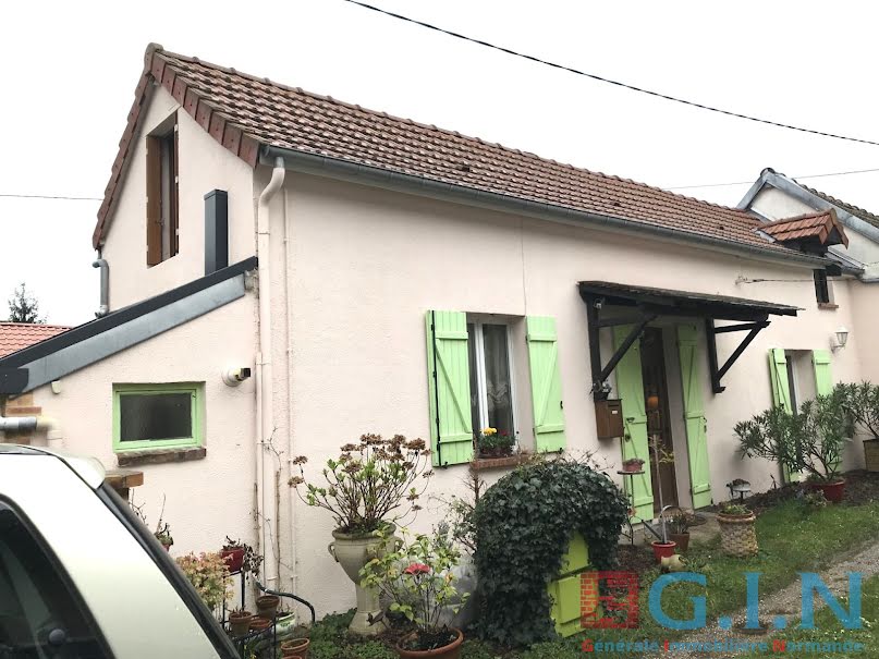 Vente maison 5 pièces 56 m² à Saint-Etienne-du-Rouvray (76800), 115 000 €