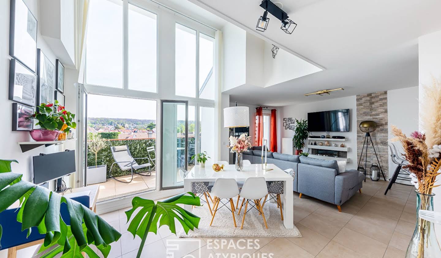 Apartment with terrace Saint-Leu-la-Forêt