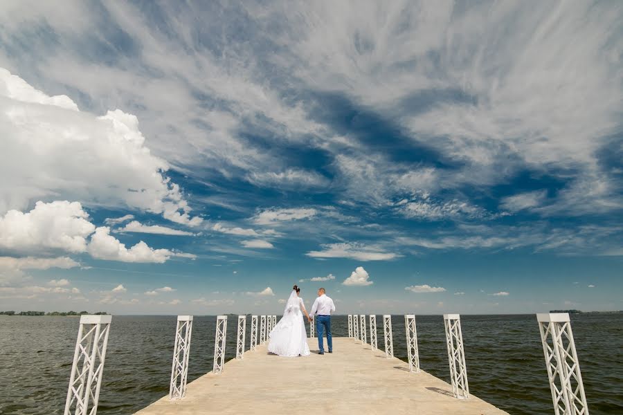 Photographe de mariage Aleksandr Levchenko (fotograf). Photo du 30 septembre 2019