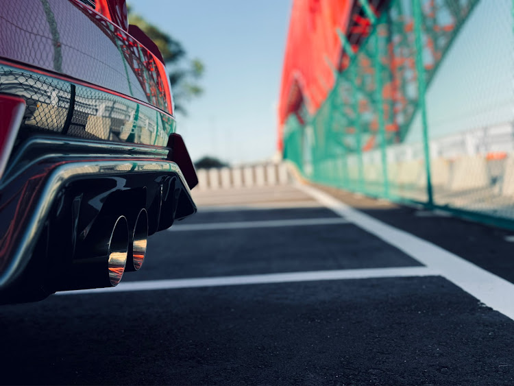 シビック(欧州HB)のJ'S RACING・MUGEN・ドライブ・秋の気配に関するカスタム事例の投稿画像2枚目