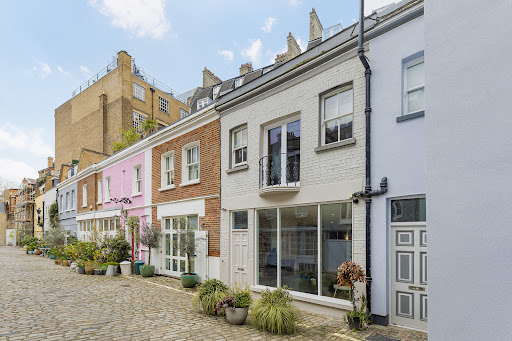 Colorful facades brick and render houses in this luxury property for sale in London ($3,342,090)