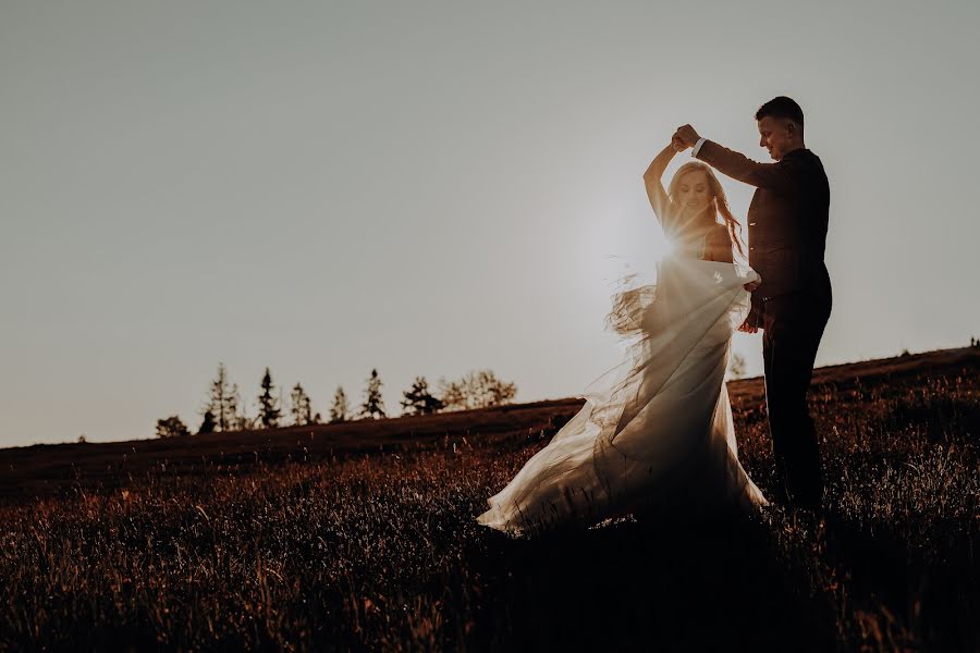 Fotografo di matrimoni Grzegorz Nowak (grzegorznowak). Foto del 19 agosto 2021