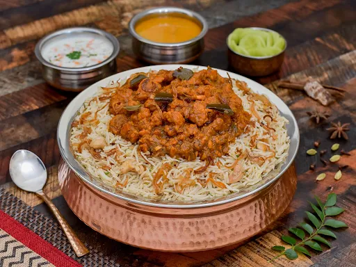 Chicken Boneless Bagara Bucket Biryani