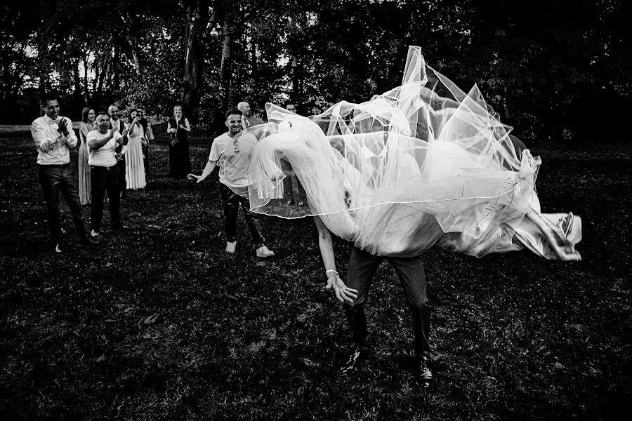 Fotografo di matrimoni Nicodemo Luca Lucà (nicodemoluca). Foto del 5 ottobre 2023