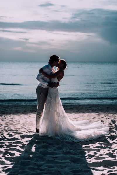 Fotógrafo de bodas Mike Dc (dunncaceres). Foto del 25 de junio 2018