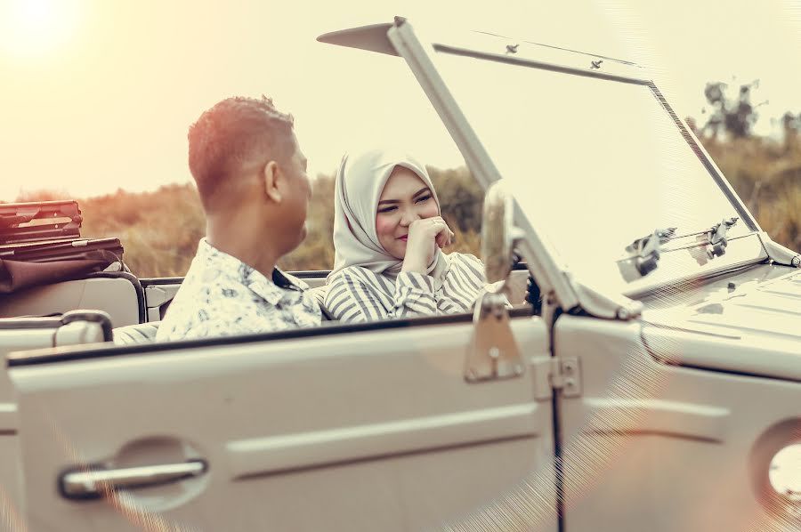 Fotografo di matrimoni Rezza Herdiyanto (rezzaherdiyanto). Foto del 15 maggio 2019