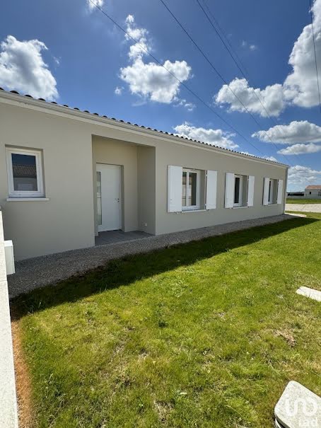 Vente maison 6 pièces 105 m² à Saintes (17100), 314 900 €