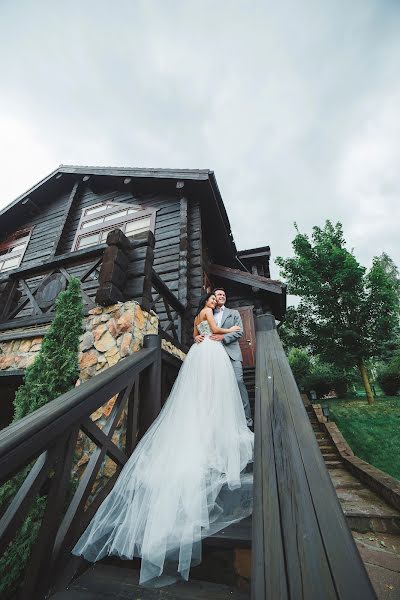 Fotografo di matrimoni Aleksandra Veselova (veslove). Foto del 18 maggio 2018