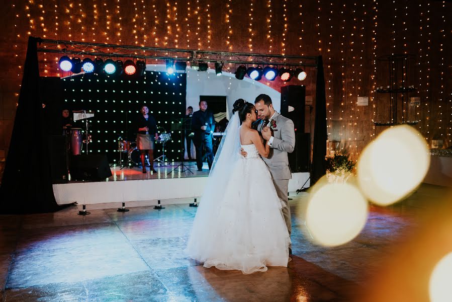 Fotografo di matrimoni Alberto Rodríguez (albertorodriguez). Foto del 11 maggio 2018