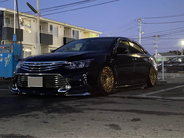 カムリの洗車・寒い・エアフォースエアサス・コンケイブに関するカスタム事例の投稿画像1枚目