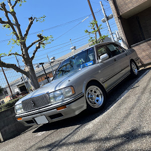 クラウンセダン GS130