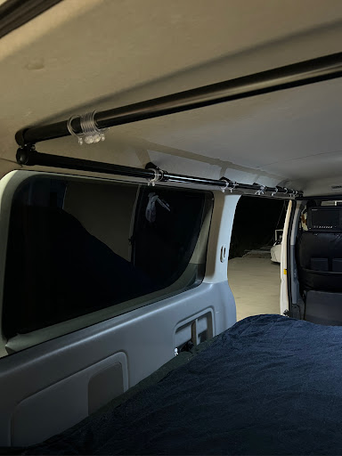 ハイエース Kdh0vのハイエース 車中泊 ハンガーパイプ Diy ハイエース0系に関するカスタム メンテナンスの投稿画像 車 のカスタム情報はcartune