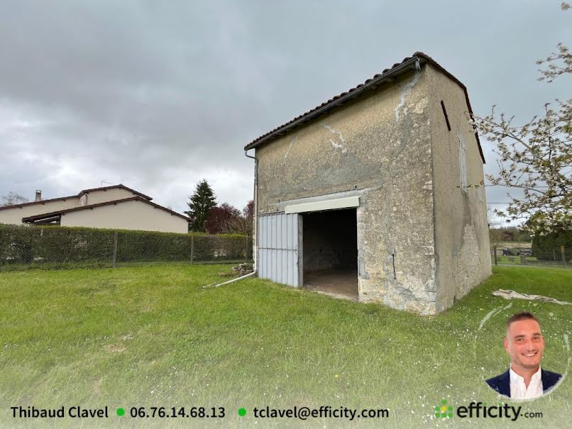 Vente terrain  2500 m² à Aigre (16140), 64 900 €