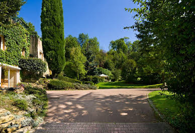 Maison avec piscine et terrasse 6