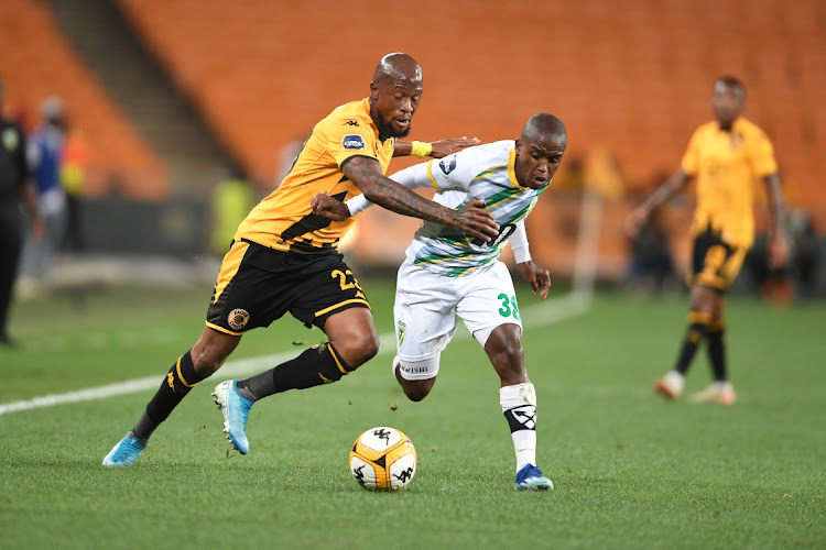 Sfiso Hlanti of Kaizer Chiefs and Siyanda Mthanti of Golden Arrows fight for the ball during their DStv Premiership match at FNB Stadium on Tuesday.
