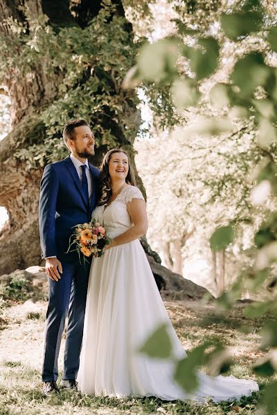 Fotógrafo de casamento Bettina Podlich-Huber (bettinalovestory). Foto de 13 de dezembro 2022