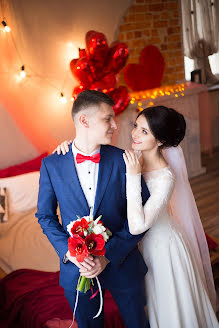 結婚式の写真家Olga Markarova (id41468862)。2018 3月4日の写真