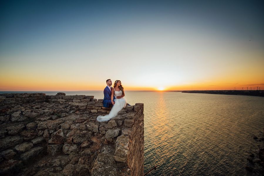 Fotógrafo de casamento Toni Perec (perec). Foto de 11 de agosto 2019